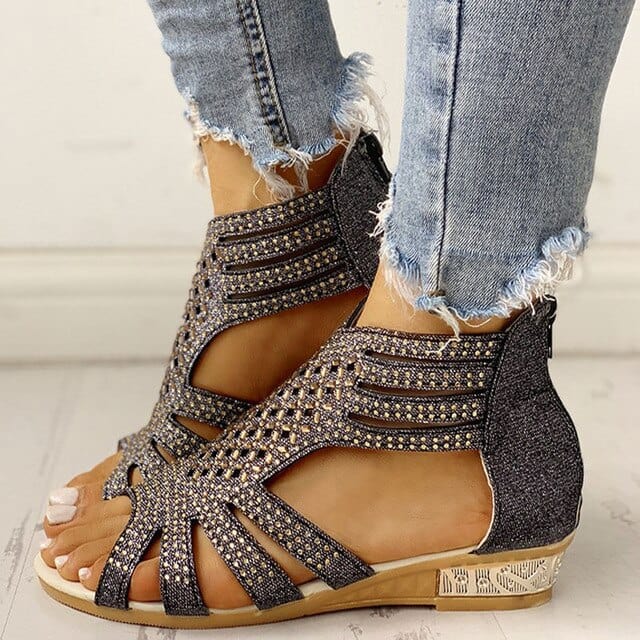 JO | Orthopaedic sandals with low heel