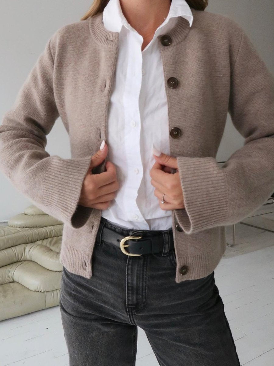 JO | Relaxed and timeless winter sweater
