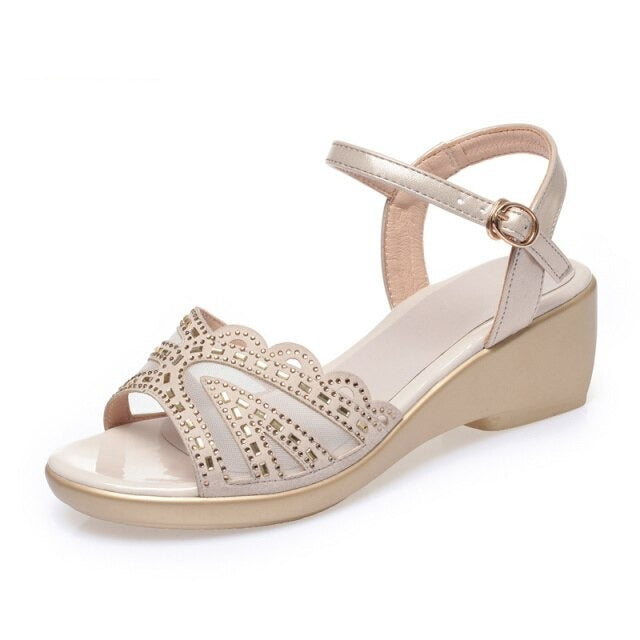 JO | Elegant and fresh sandals