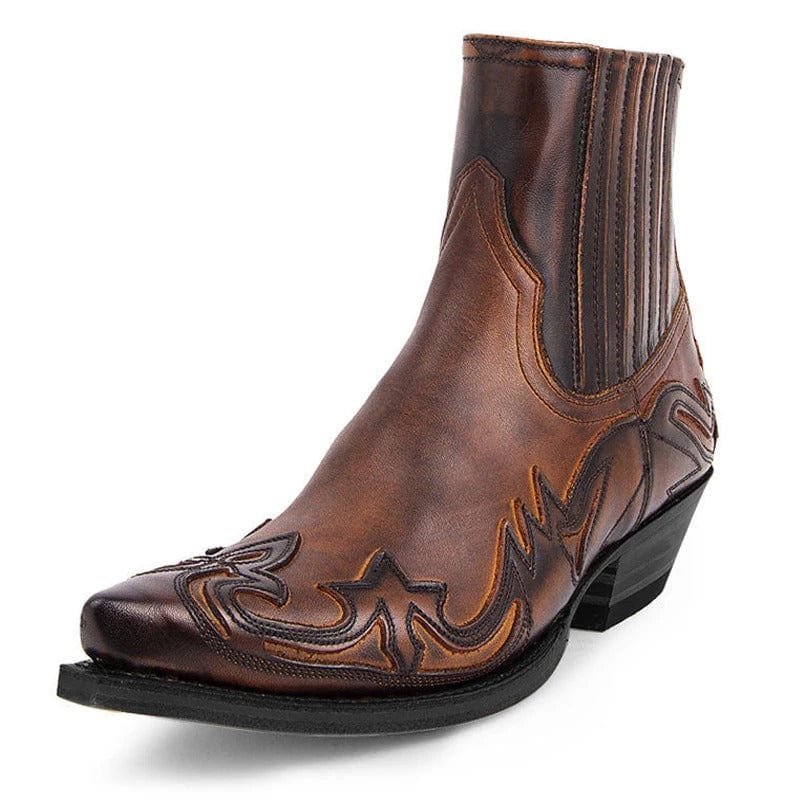 JO | Pointed shoes with embroidery design