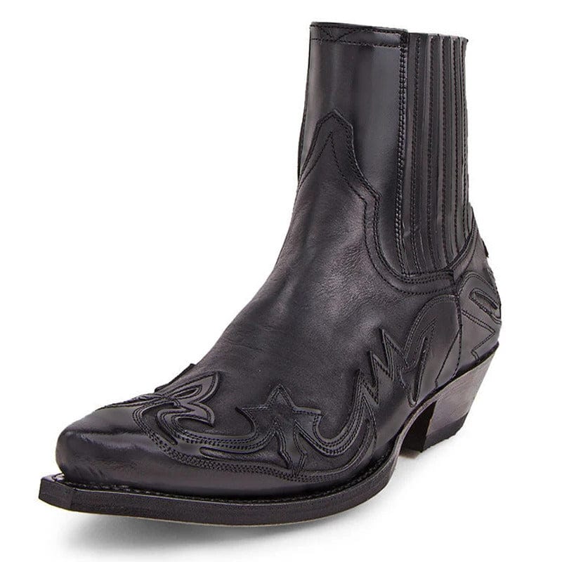 JO | Pointed shoes with embroidery design