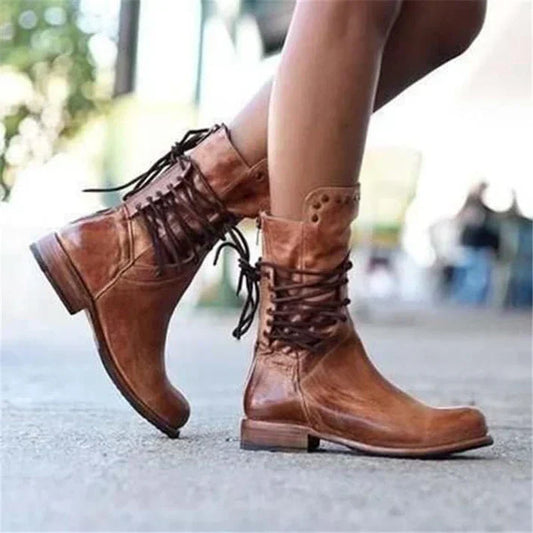 JO | Vintage leather lace-up boots