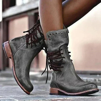 JO | Vintage leather lace-up boots