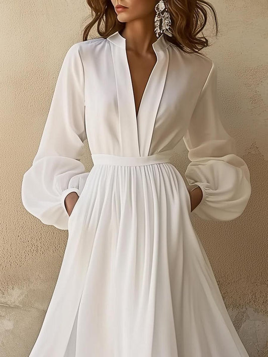 JO | Vintage Simple white maxi dress with V-neckline