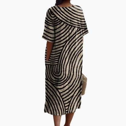 JO | Women's short-sleeved midi dress with graphic pattern