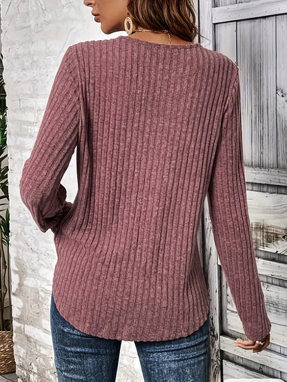 JO | Timeless, elegant winter T-shirt
