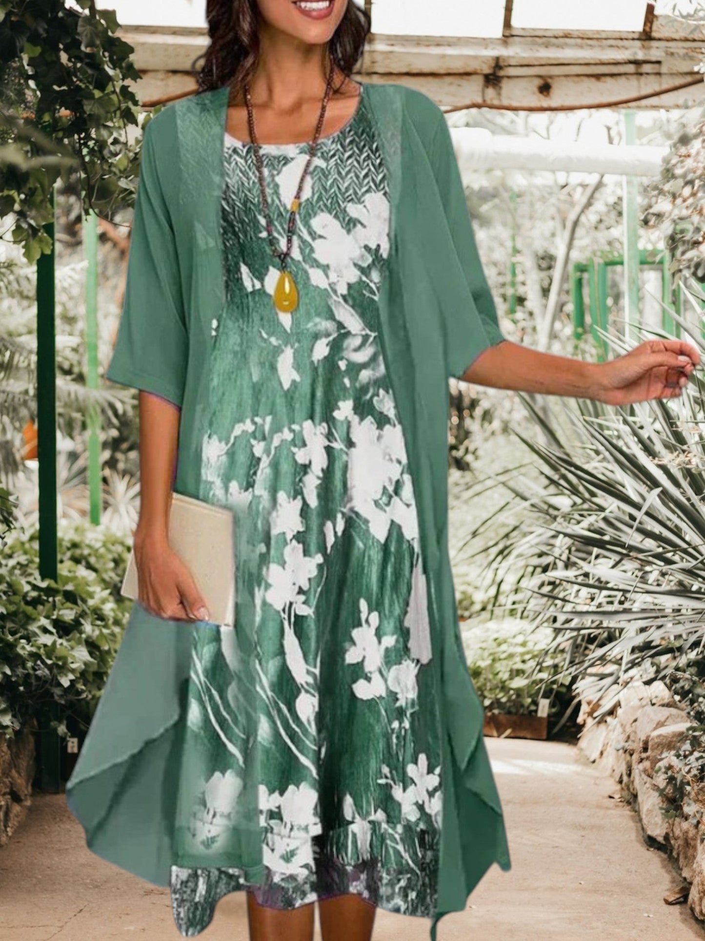 JO | floral mini dress with short sleeves and a tailored blazer style