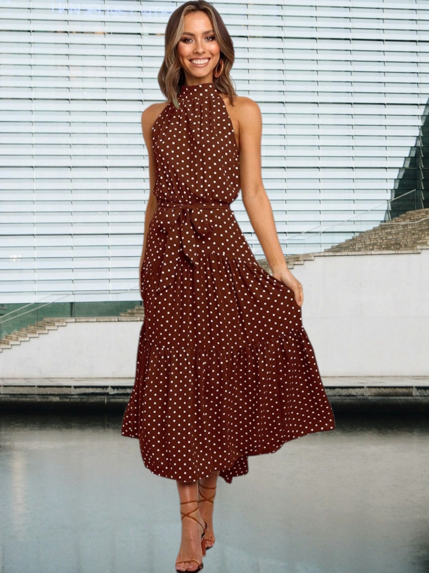 JO | Playful midi dress with polka dots and waist belt