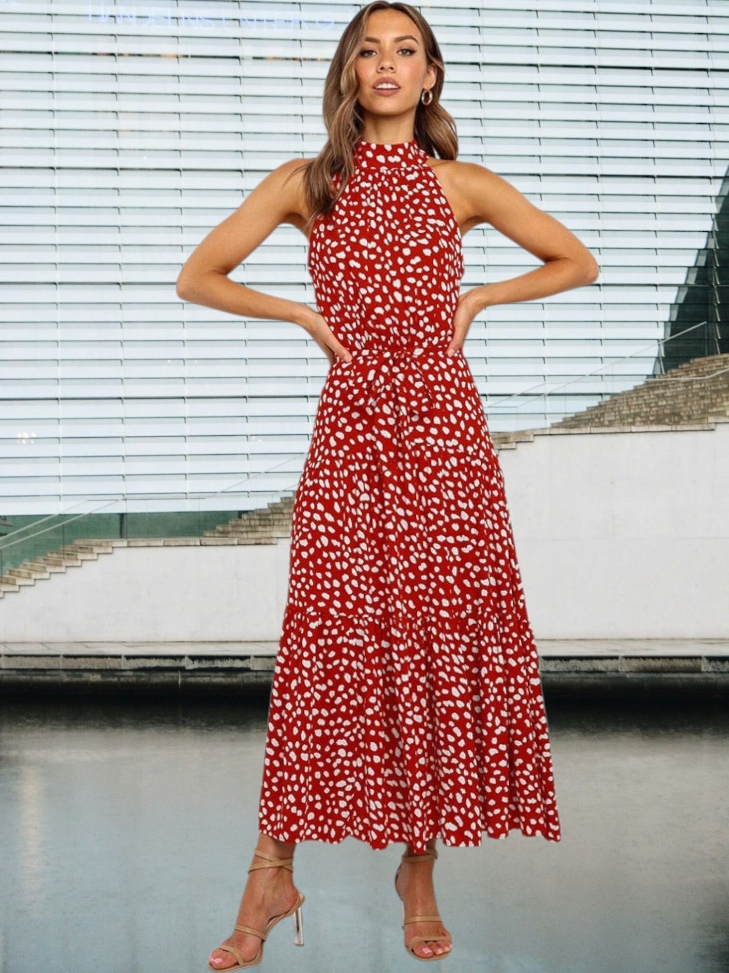 JO | Playful midi dress with polka dots and waist belt