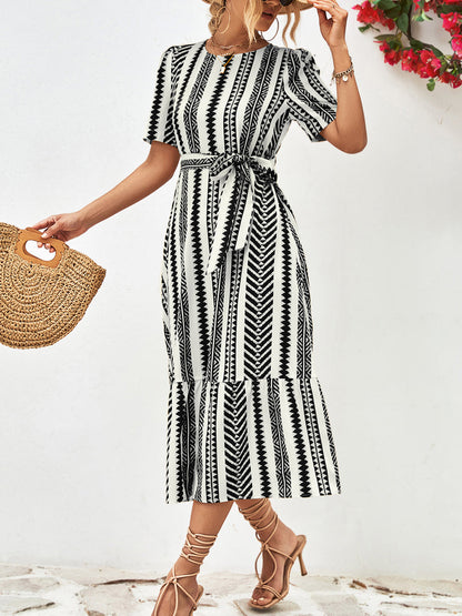 JO | Striped tie Belt Round neckline Puff sleeves Midi dress