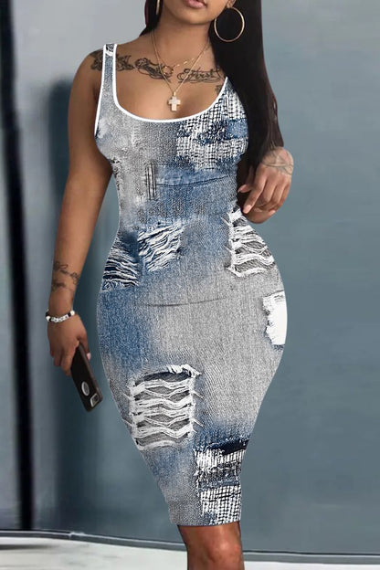 Chic and Comfortable Dress