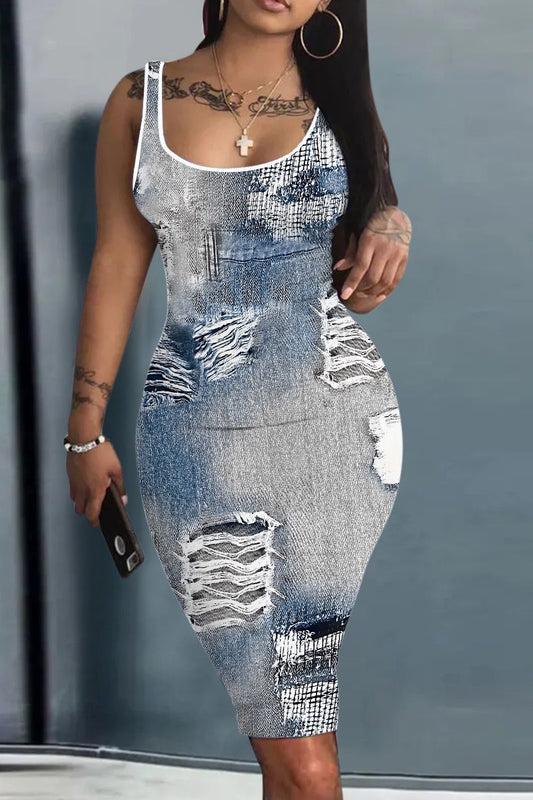 Chic and Comfortable Dress