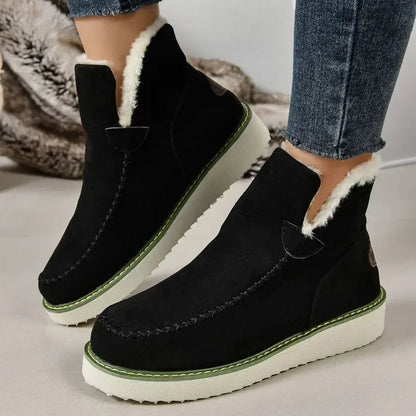 JO | Cozy chic suede boots