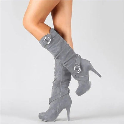 JO | Chic knee-high boots with buckle detail