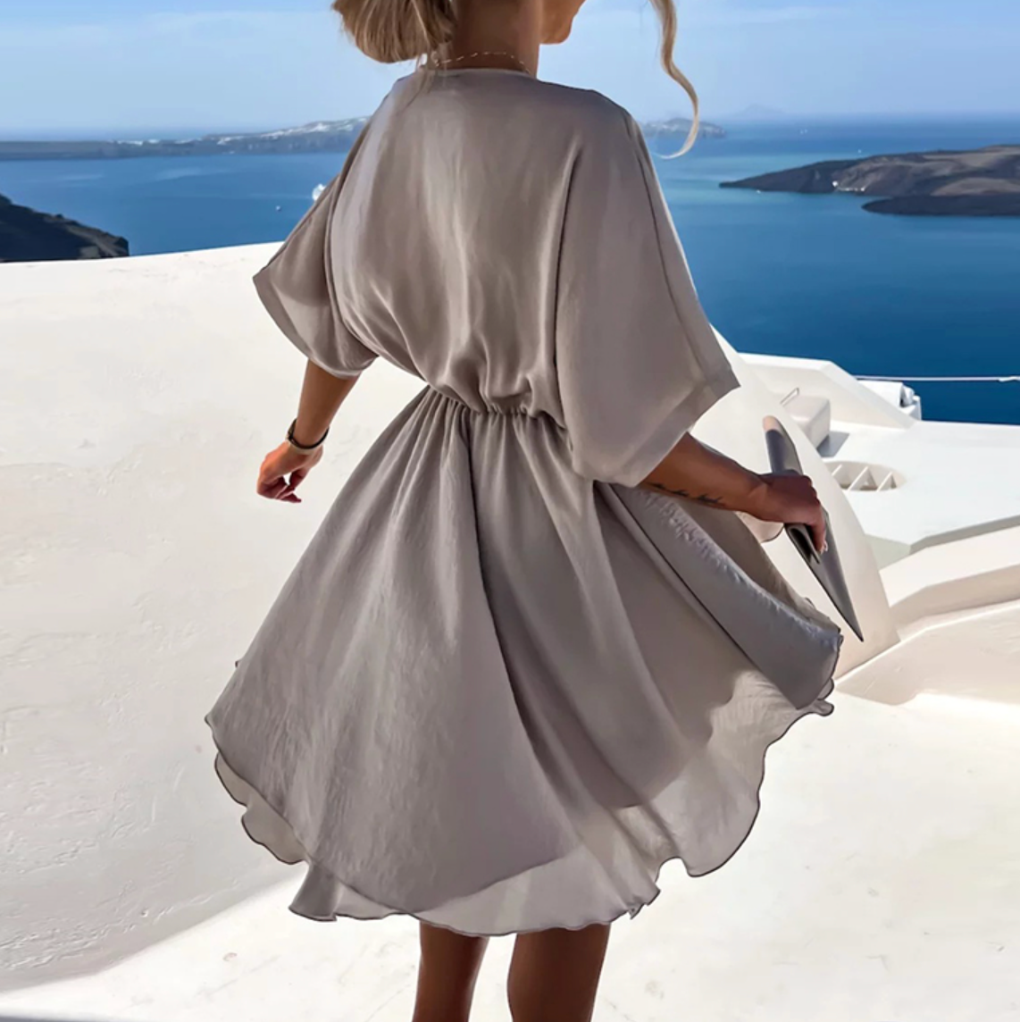 JO | Chic summer mini dress with high waist