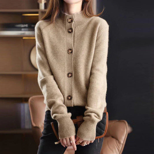 JO | Fashionable and effortless winter sweater