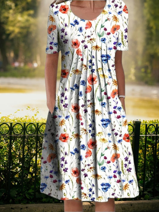 JO | Summery midi dress with a round neckline, short sleeves and a loose fit