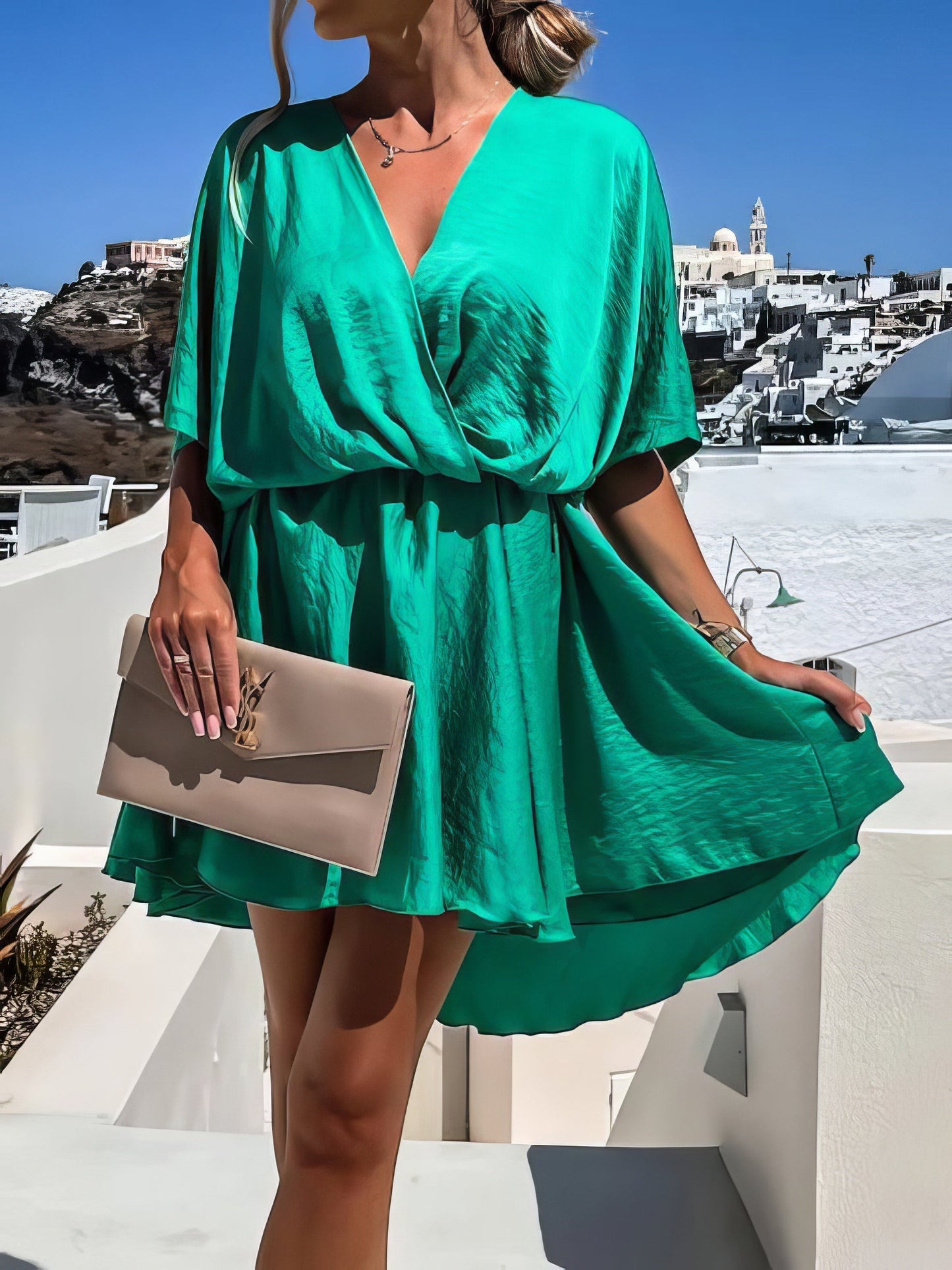 JO | Loose V-neck short-sleeved mini dress