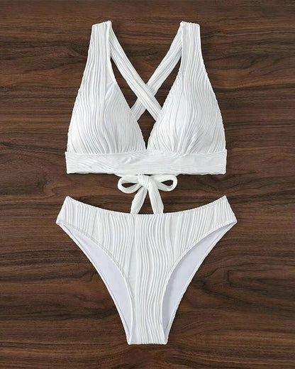 JO | Single-colored, sexy bikini with deep V-neckline