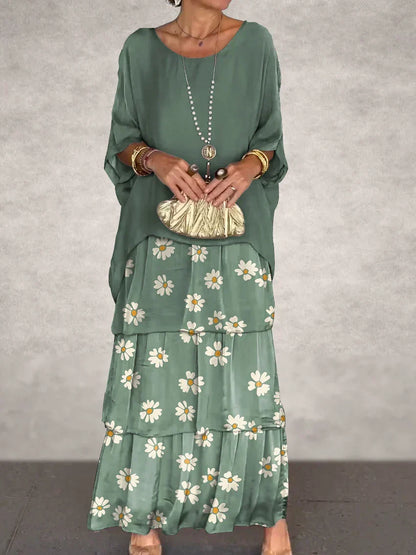 JO | Elegant maxi dress with plunging neckline