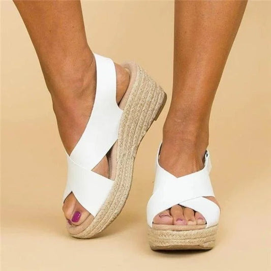 JO | Elegant wedge sandals