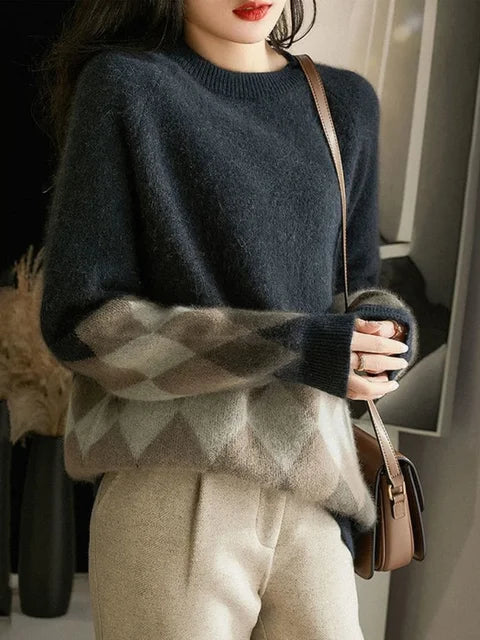 JO | Stylish geometric patterned sweater