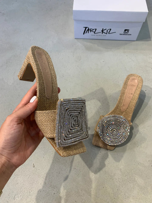 JO | Square round sandals with heels