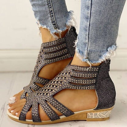 JO | Orthopaedic sandals with low heel