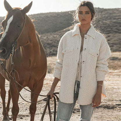 JO | Relaxed and timeless winter jacket