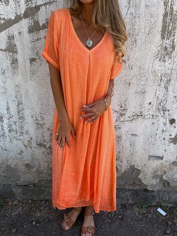 JO | Effortless maxi dress with V-neckline