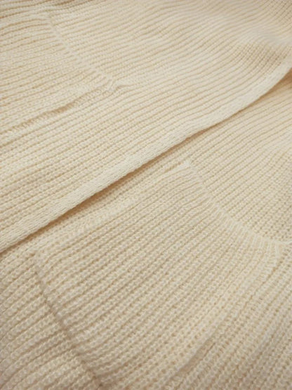 JO | Relaxed and timeless winter cardigan