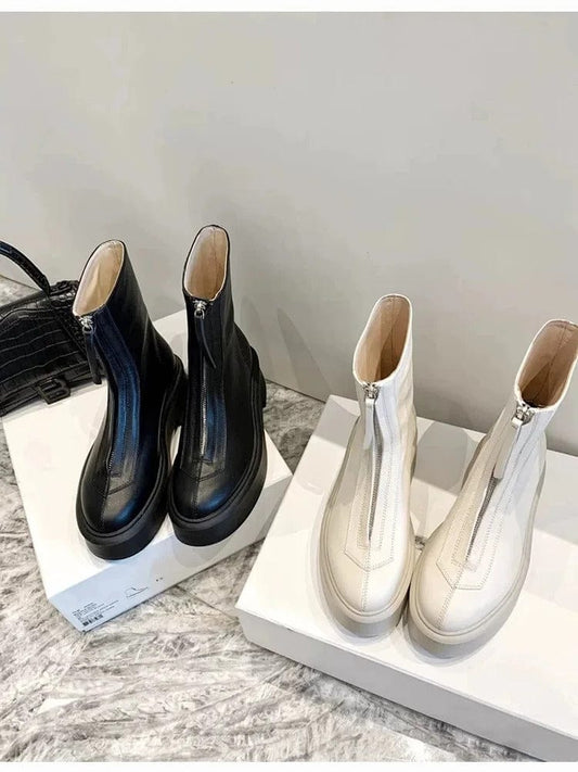 JO | Leather ankle boots